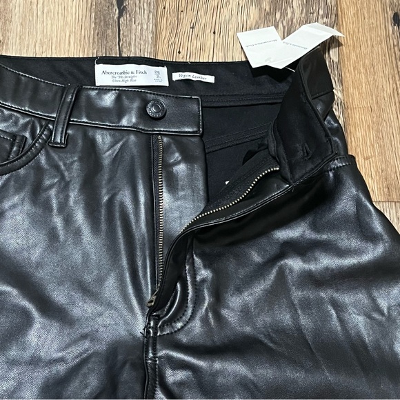 ABERCROMBIE & FITCH Faux Leather Pants Size 6 Black Side Leg Slit New With tags - Picture 8 of 15